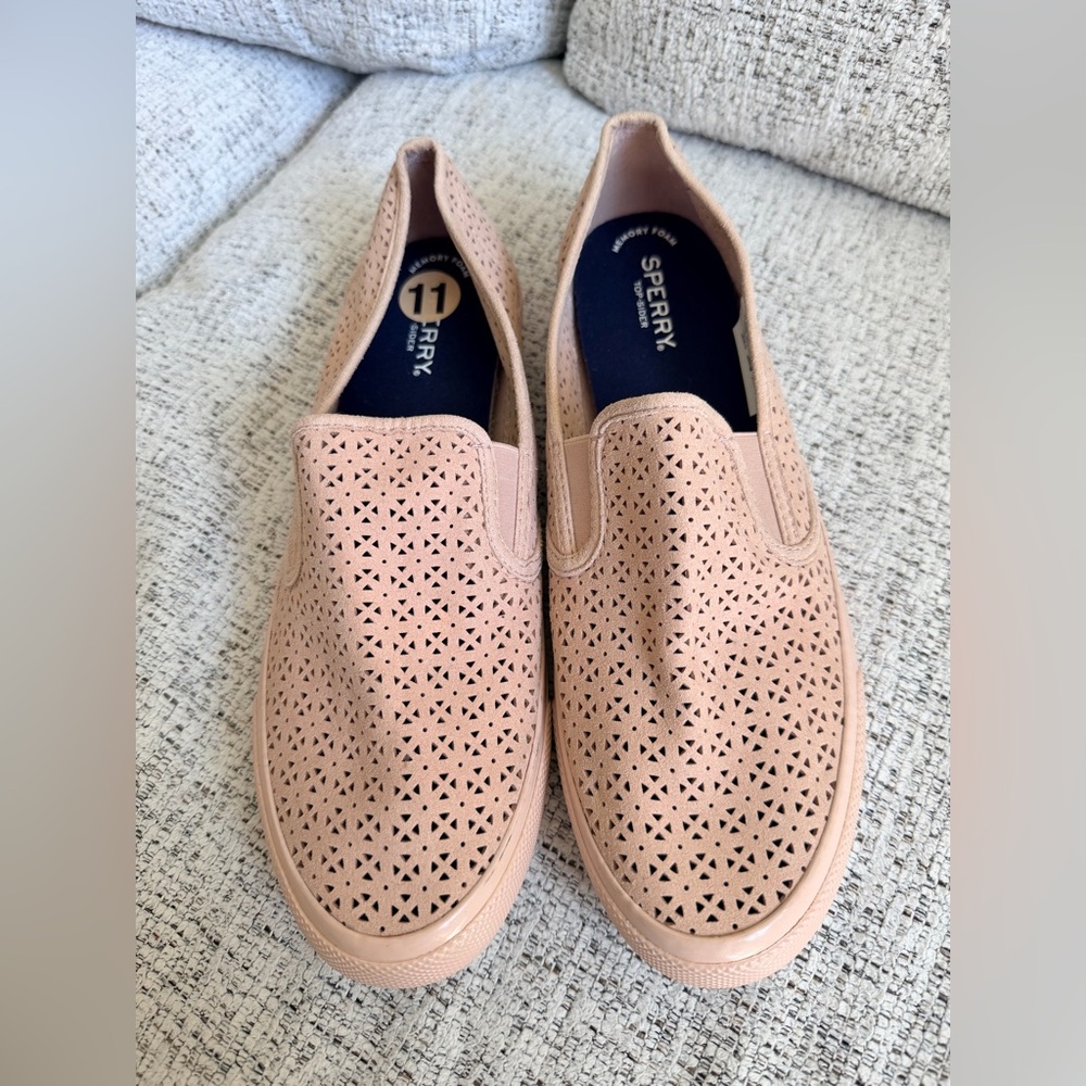 Sperry Blush Pink Perforated Slip-On Sneakers Size 11 NEW